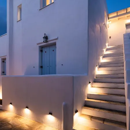 Apartment Hebe Parian Living - By Iris *
