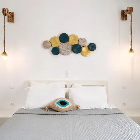 Hebe Parian Living - By Iris * Naousa (Paros)
