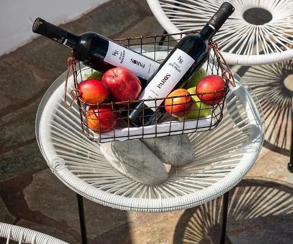 Hebe Parian Living - By Iris *